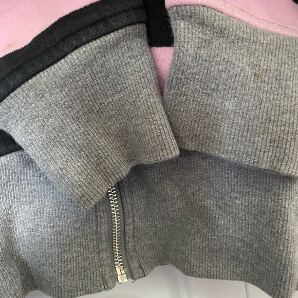 Lululemon size 6 - Picture 3 of 3